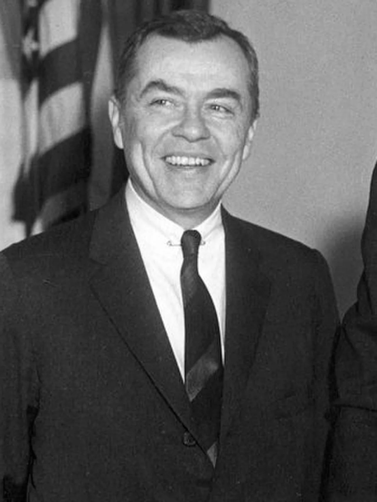 Portrait of Richard C. Lee (1916–2003) – memorial page