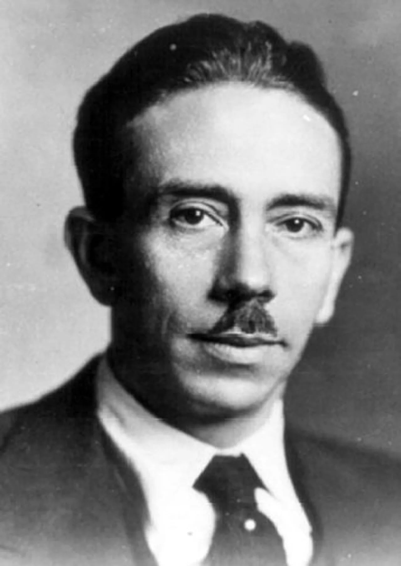 Portrait of Gustavo Baz Prada (1894–1987) – memorial page