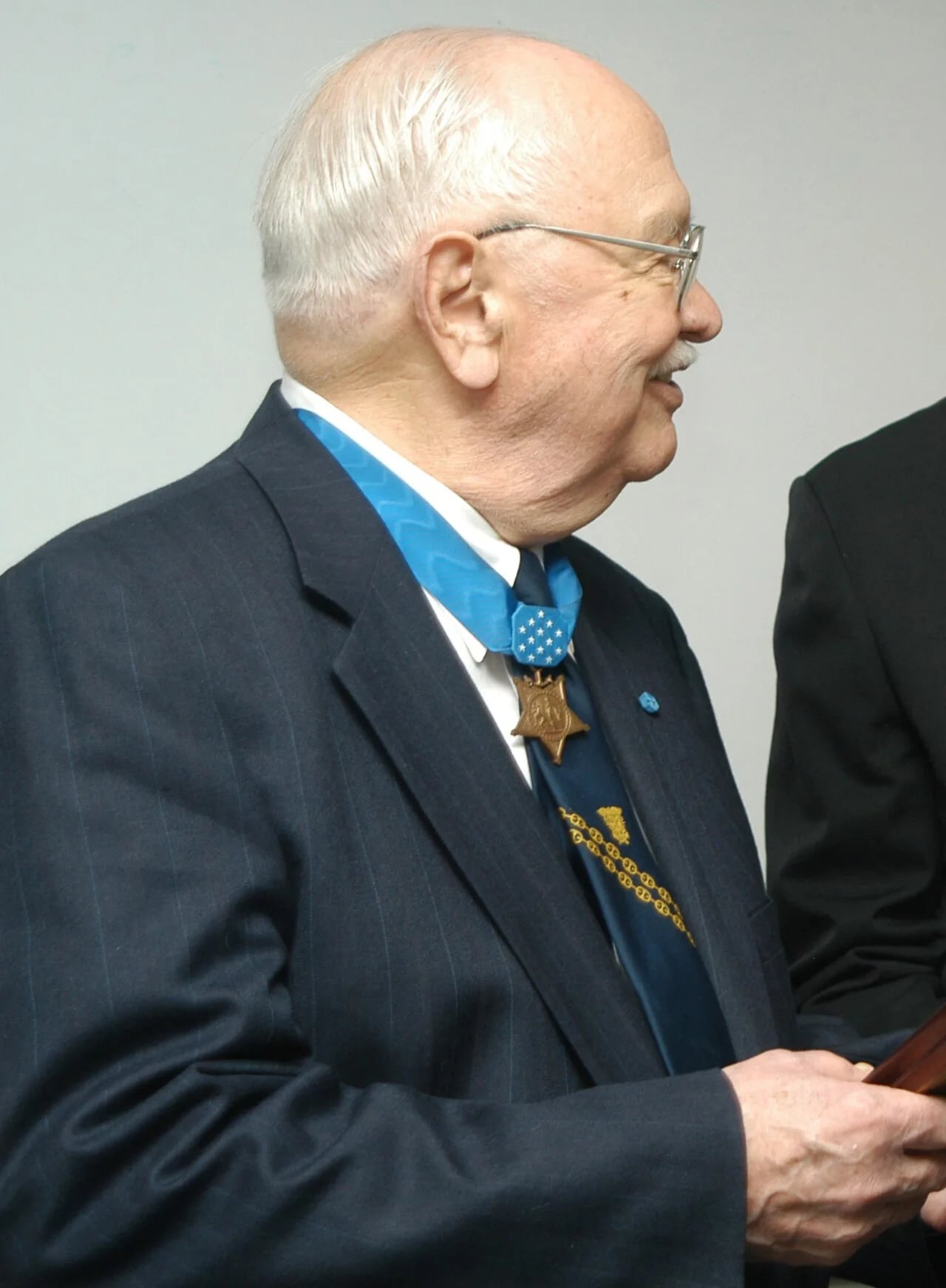 Portrait of Richard Miles McCool (1922–2008) – memorial page