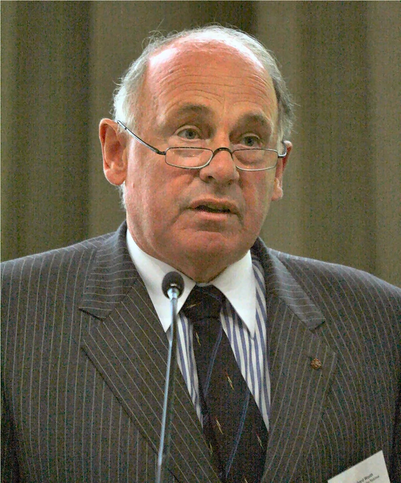 Portrait of Richard Worth (1948–2022) – memorial page