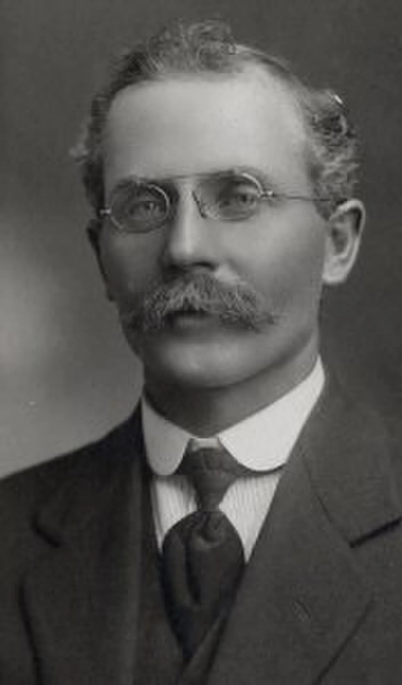 Portrait of Robert Cosgrove (1884–1969) – memorial page