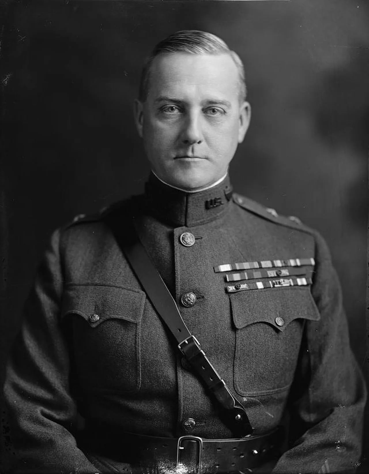 Porträt von Robert Courtney Davis (1876–1944) – Gedenkseite