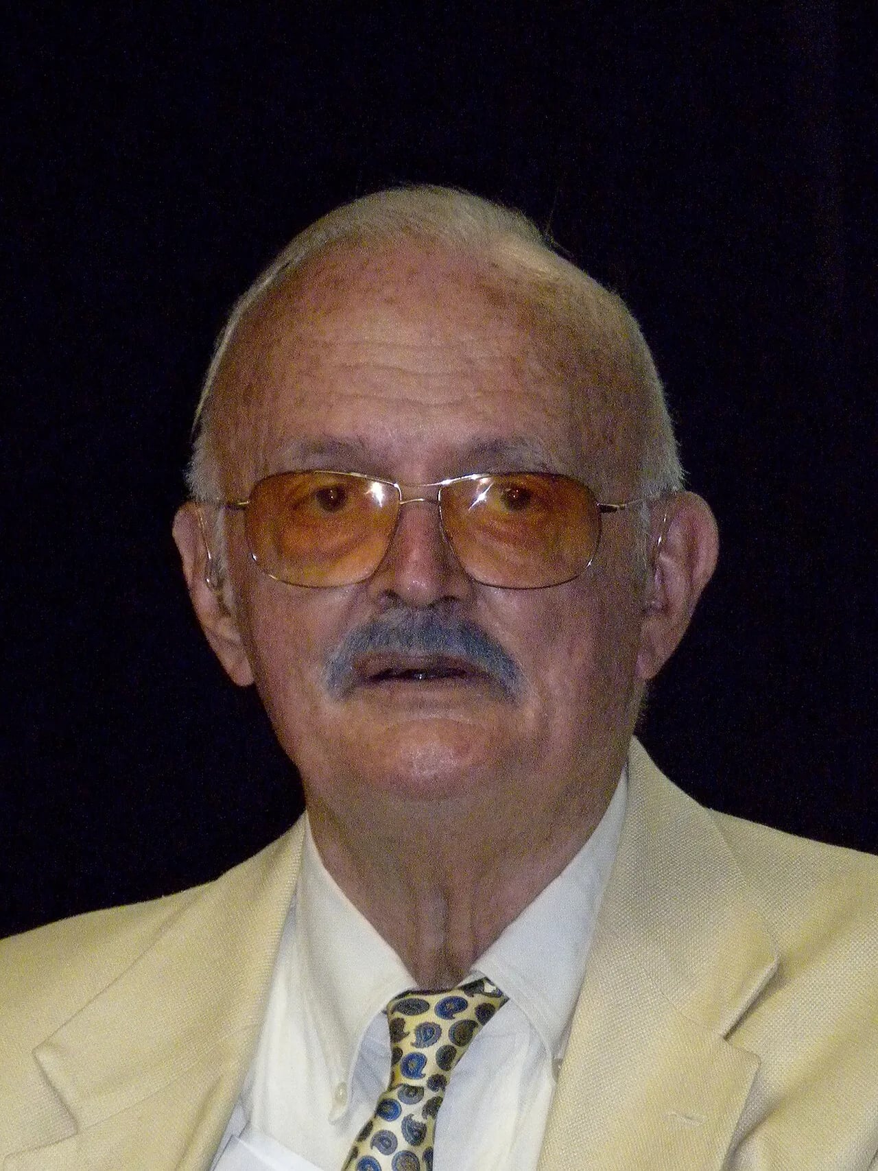 Portrait of Robert Farris Thompson (1932–2021) – memorial page