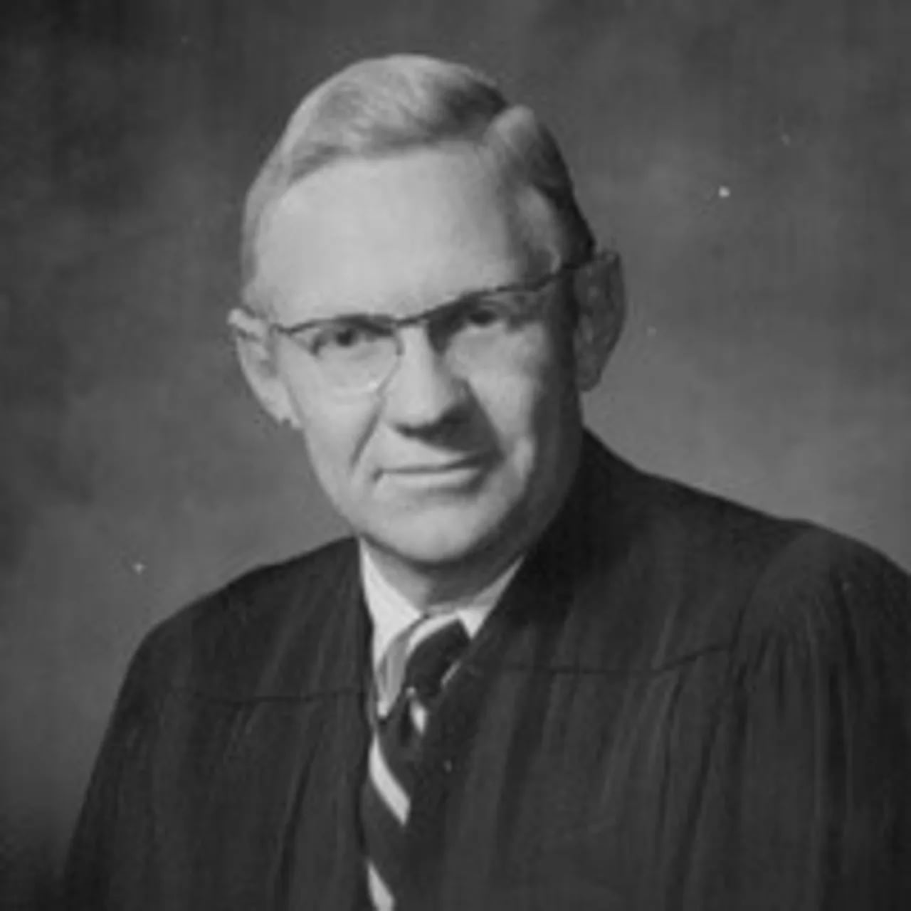 Porträt von Robert Foster Chapman (1926–2018) – Gedenkseite