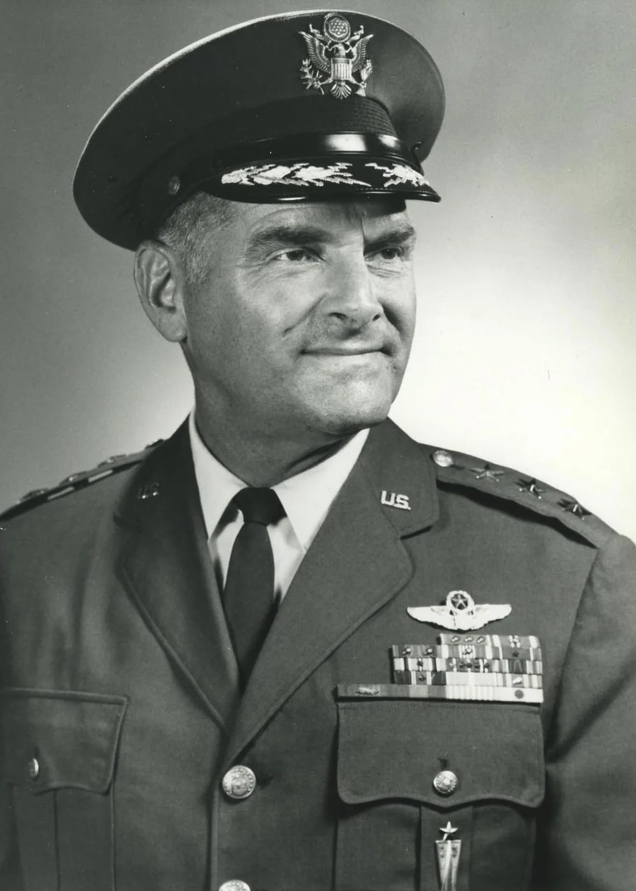 Porträt von Robert H. Warren (1917–2010) – Gedenkseite