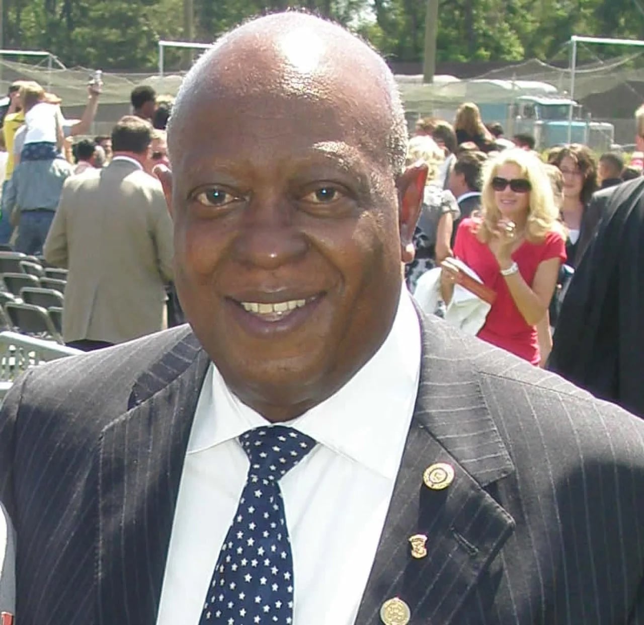 Porträt von Robert Jones (1944–2010) – Gedenkseite