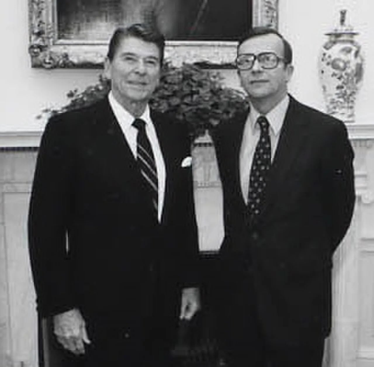 Portrait of Robert L. Barry (1934–2024) – memorial page