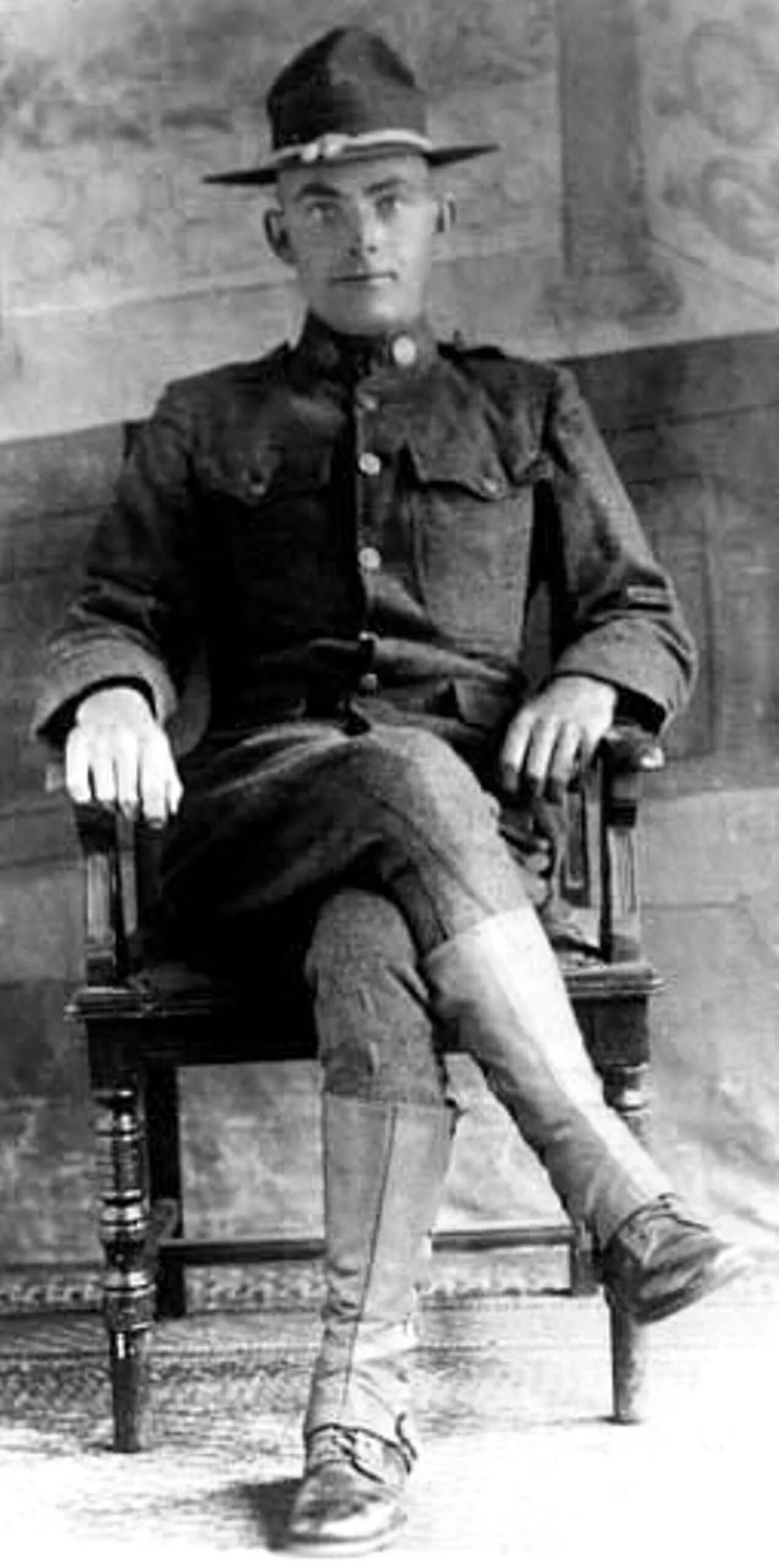 Portrait of Robert L. Blackwell (1895–1918) – memorial page