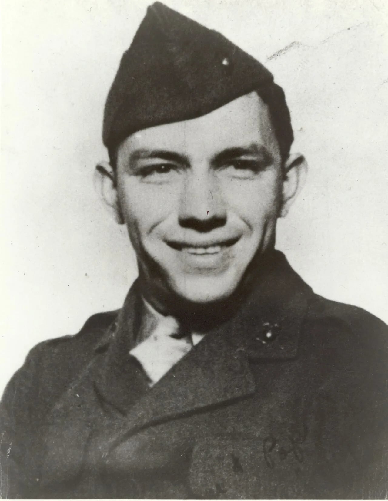 Portrait of Robert M. McTureous, Jr. (1924–1945) – memorial page