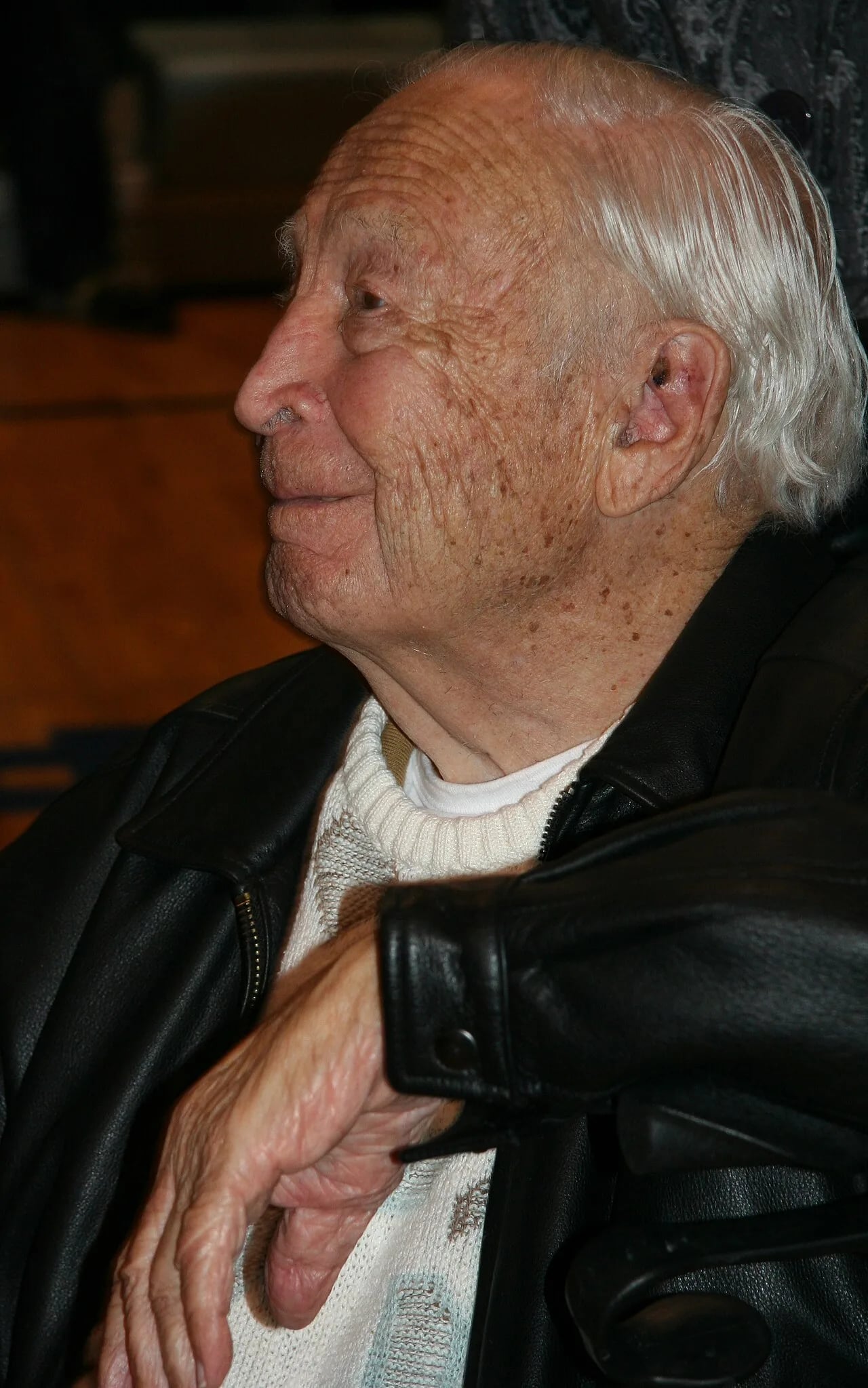 Porträt von Robert Sheran (1916–2012) – Gedenkseite