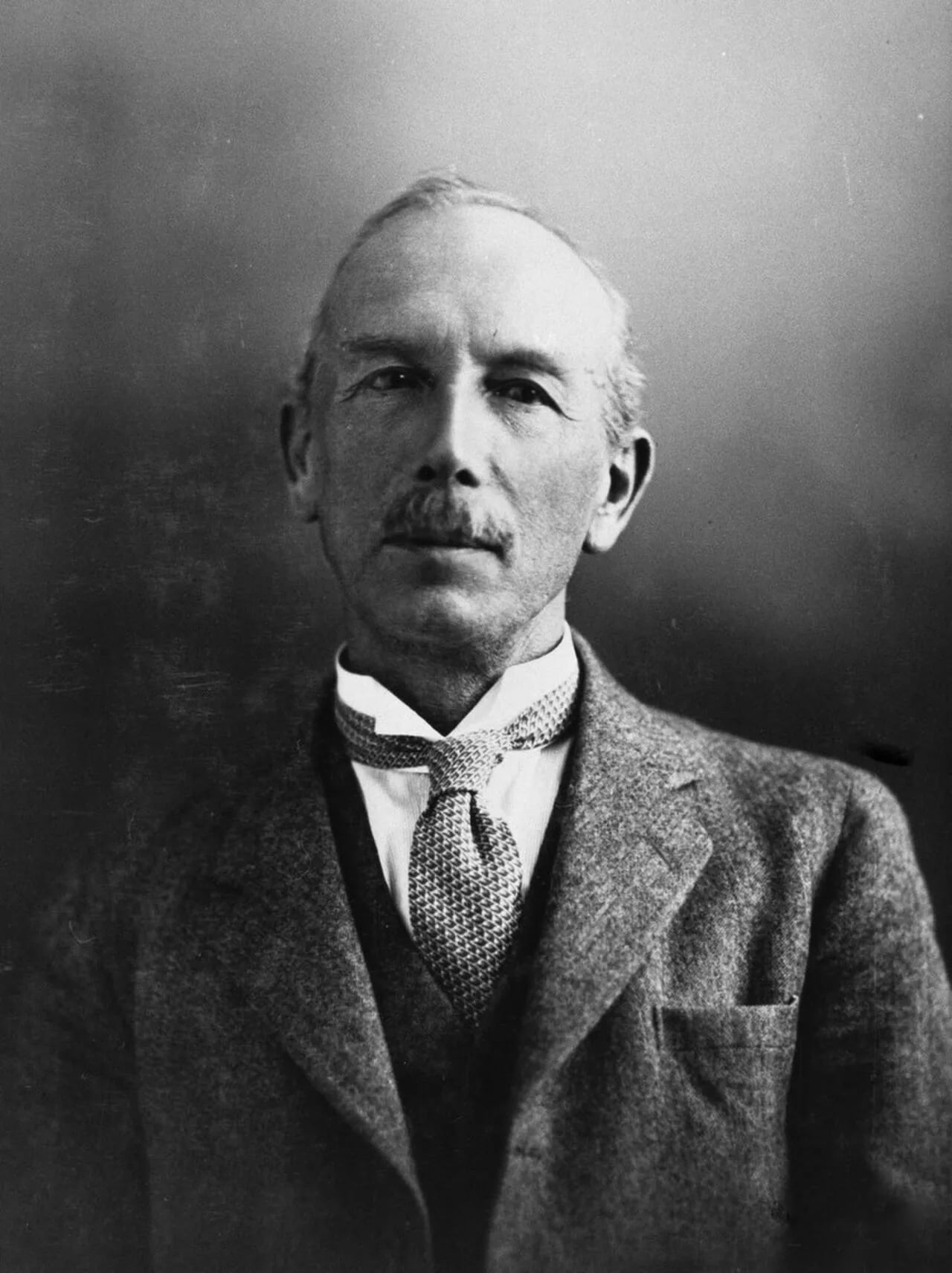 Porträt von Robert William Chapman (1866–1942) – Gedenkseite