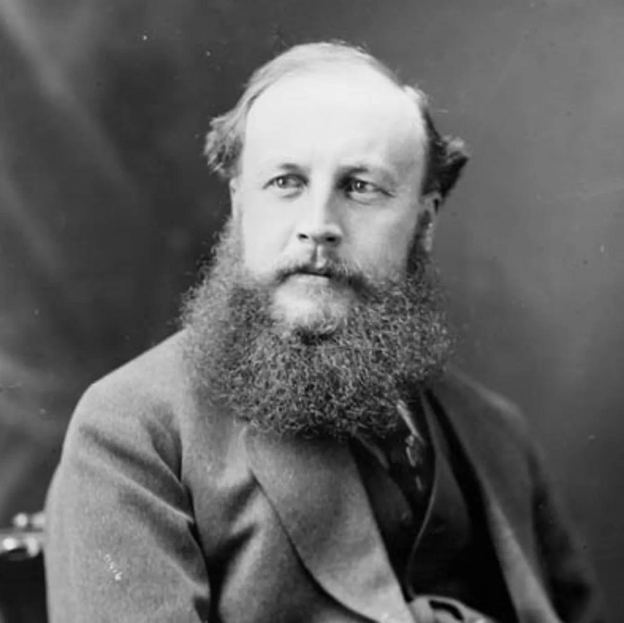 Porträt von Robert William Weir Carrall (1837–1879) – Gedenkseite