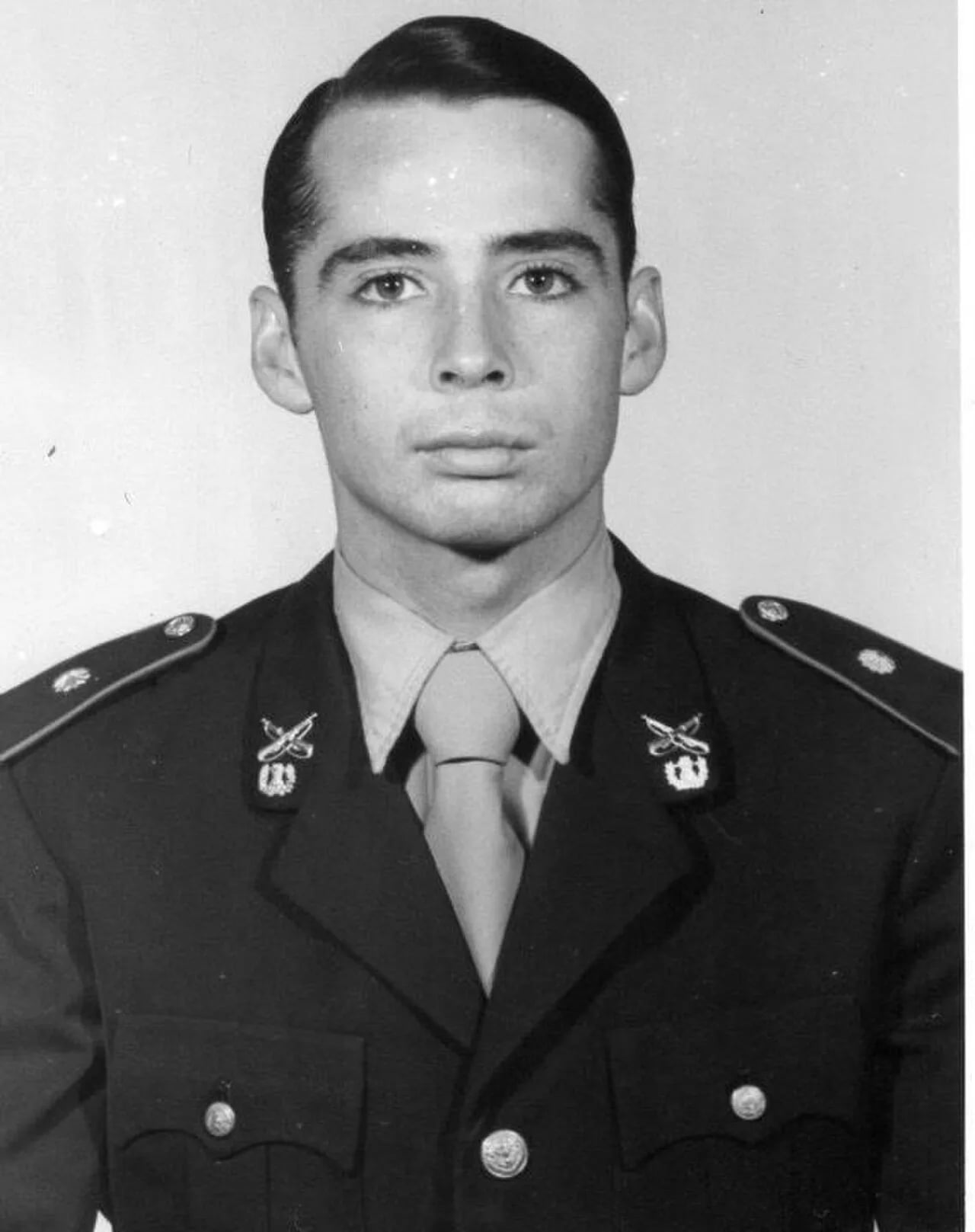 Porträt von Roberto Estévez (1957–1982) – Gedenkseite