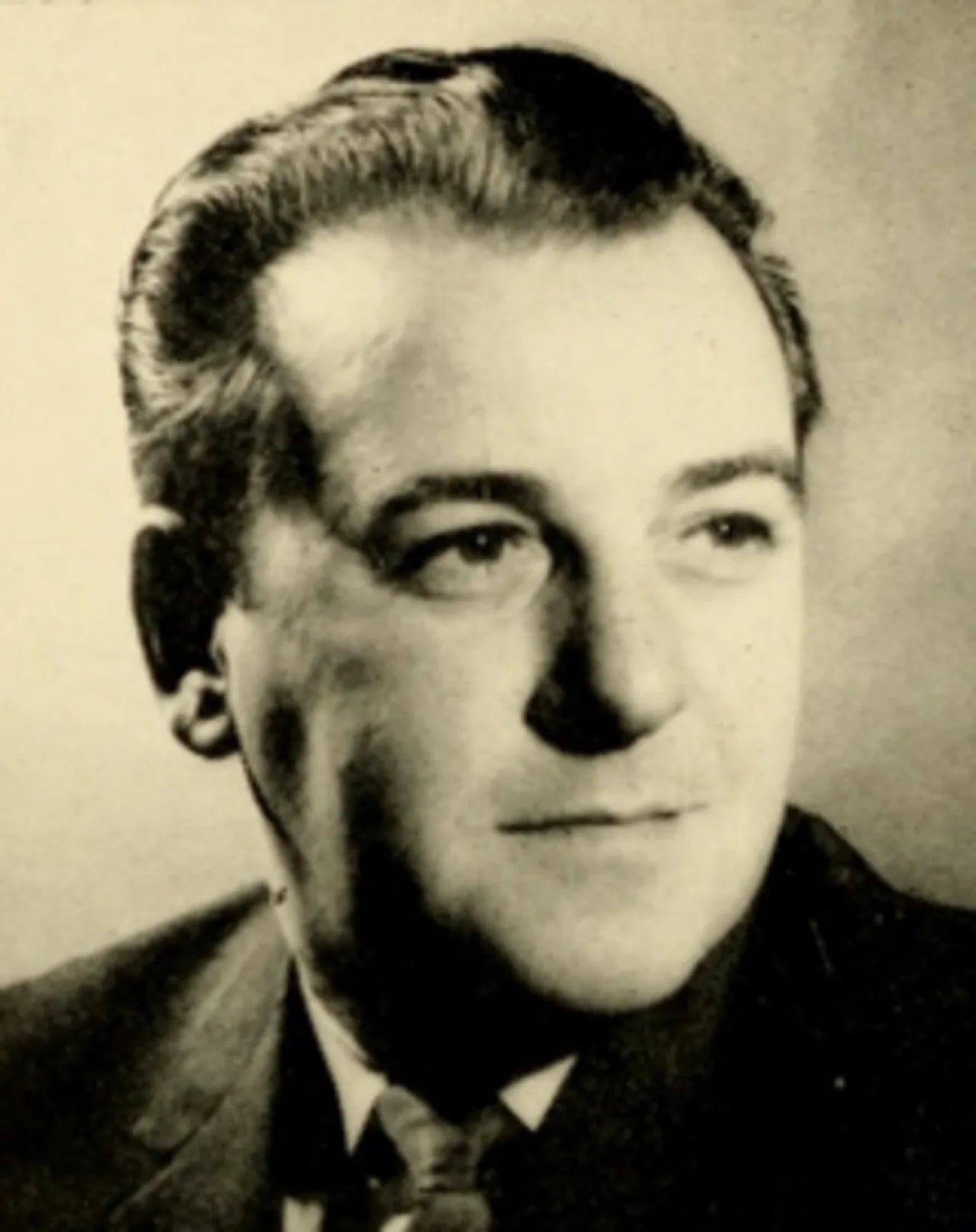 Porträt von Roger L. Bernashe (1927–2014) – Gedenkseite