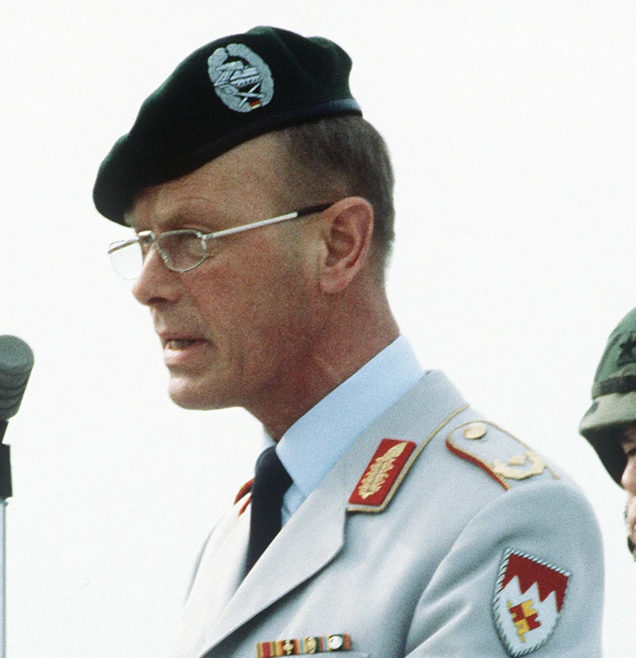 Portrait of Hartmut Bagger (1938–2024) – memorial page