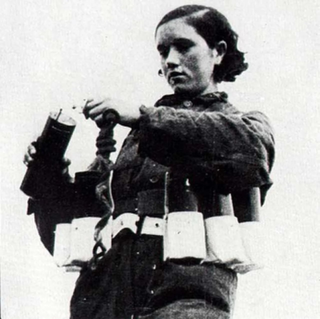 Portrait of Rosario Sánchez Mora (1919–2008) – memorial page