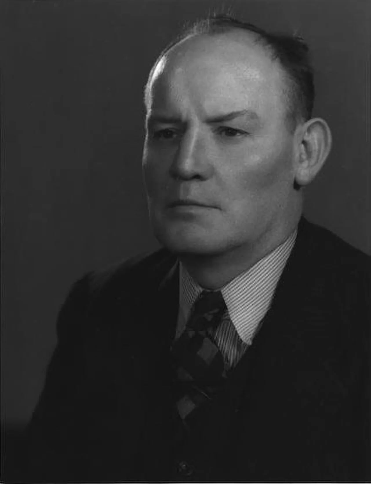 Porträt von Rowley James (1885–1962) – Gedenkseite