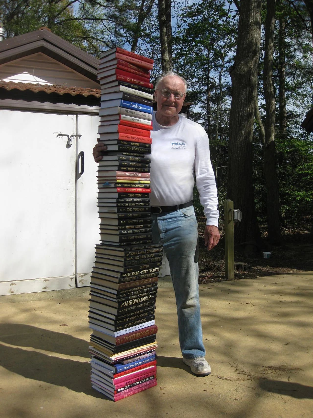 Portrait of Roy F. Chandler (1925–2015) – memorial page