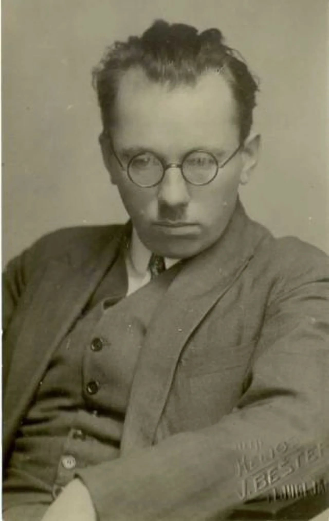 Portrait of Anton Melik (1890–1966) – memorial page