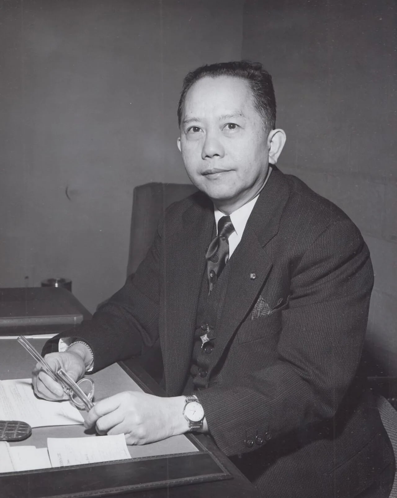Portrait of Carlos P. Rómulo (1899–1985) – memorial page