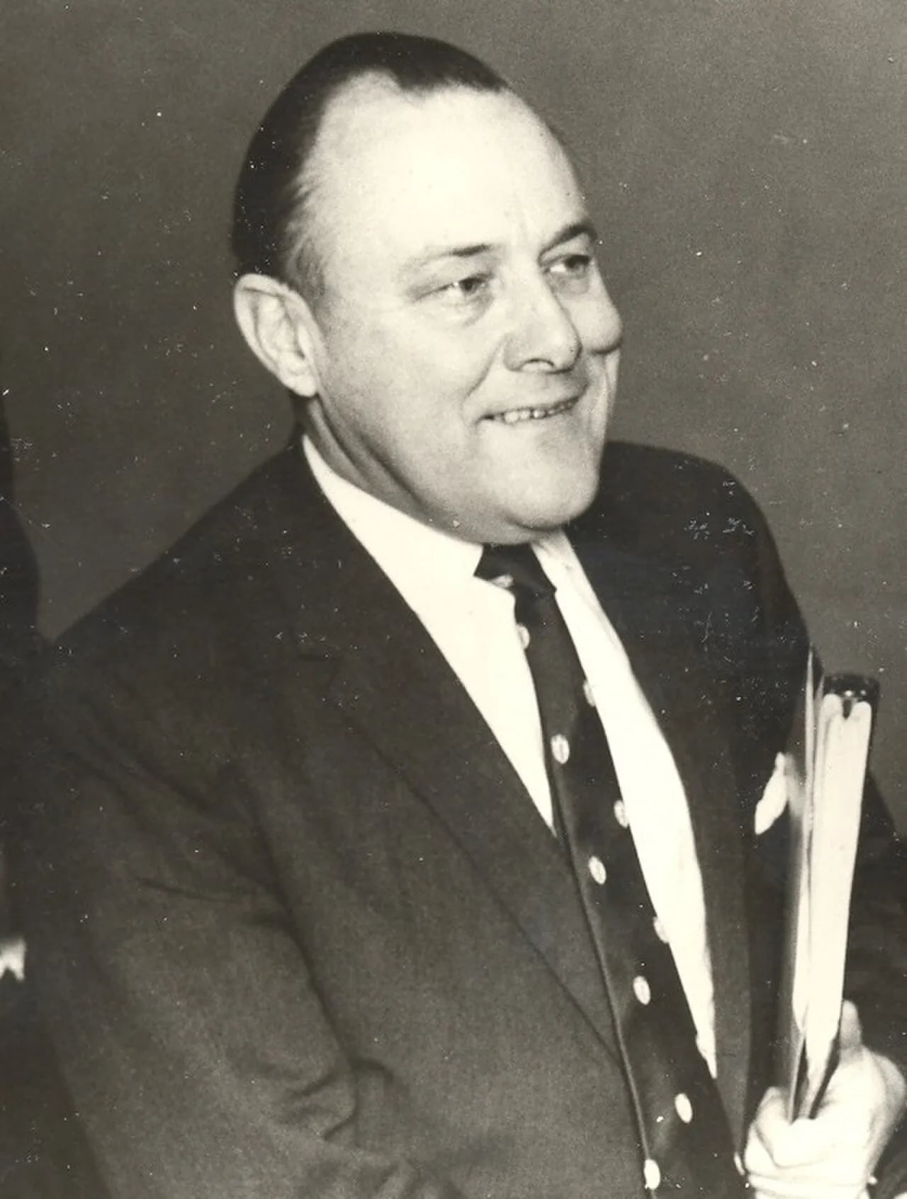 Portrait of Robert Muldoon (1921–1992) – memorial page