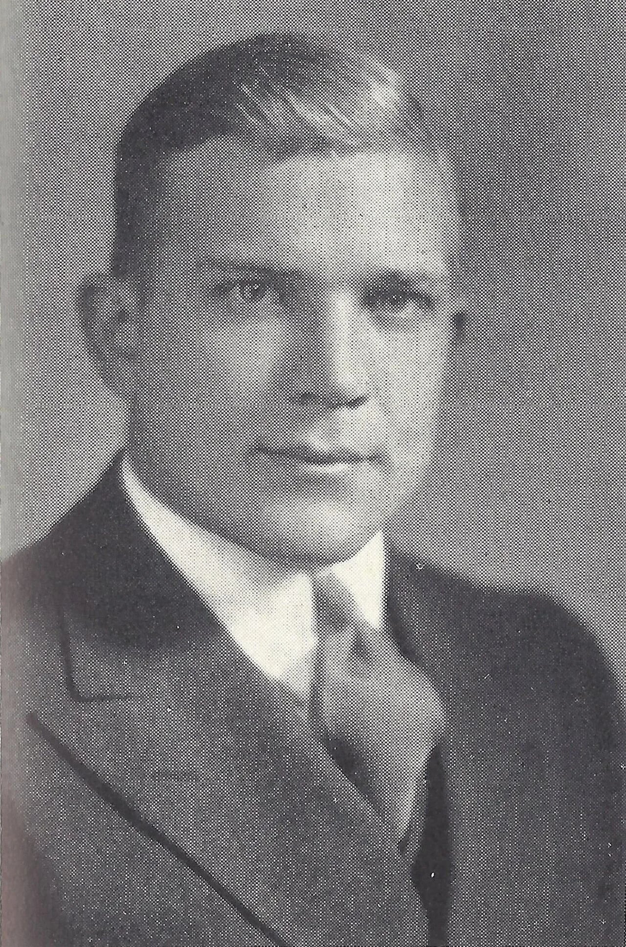 Portrait of Russell D. Oliver (1910–1974) – memorial page