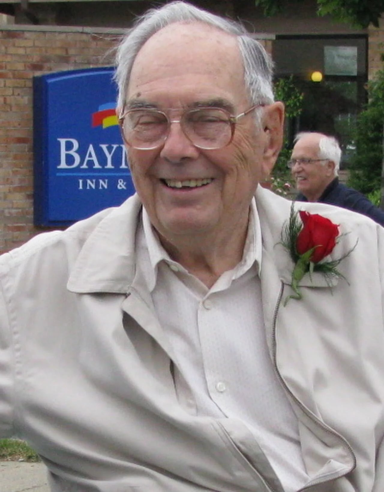 Portrait of Russell Mawby (1928–2017) – memorial page