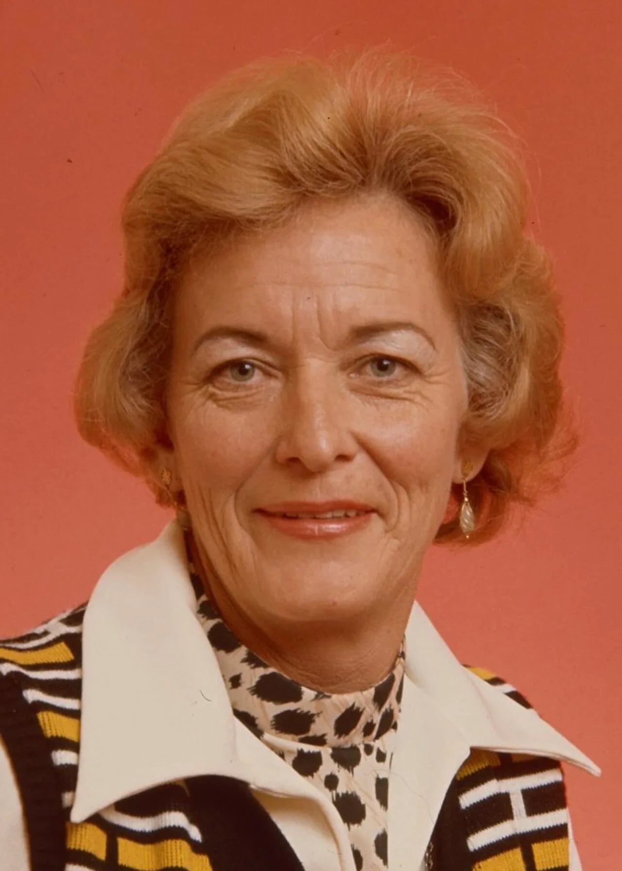 Portrait of Ruth Coleman (1931–2008) – memorial page
