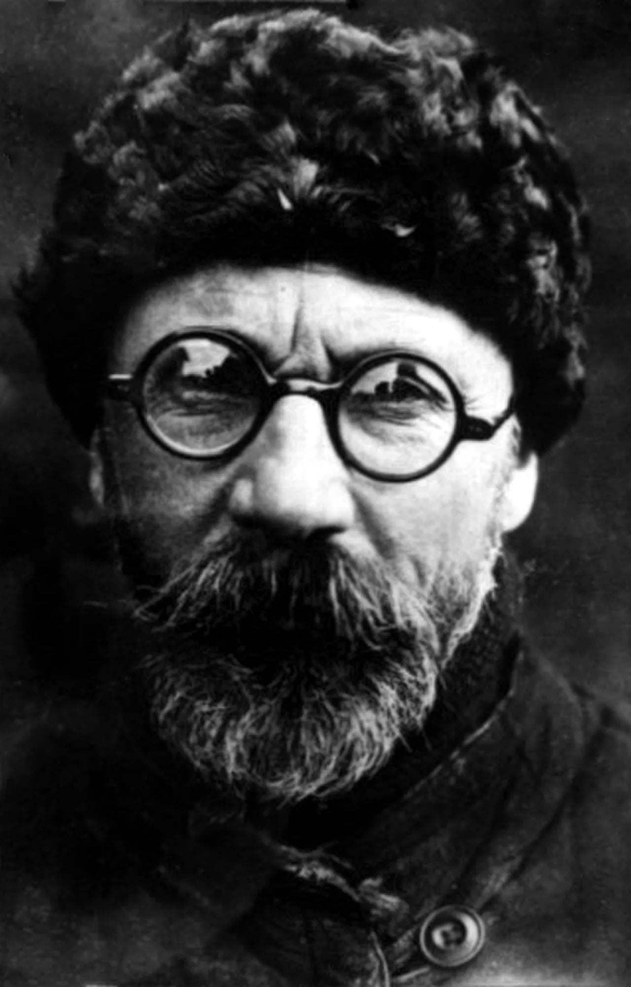 Portrait of Leonid Kulik (1883–1942) – memorial page