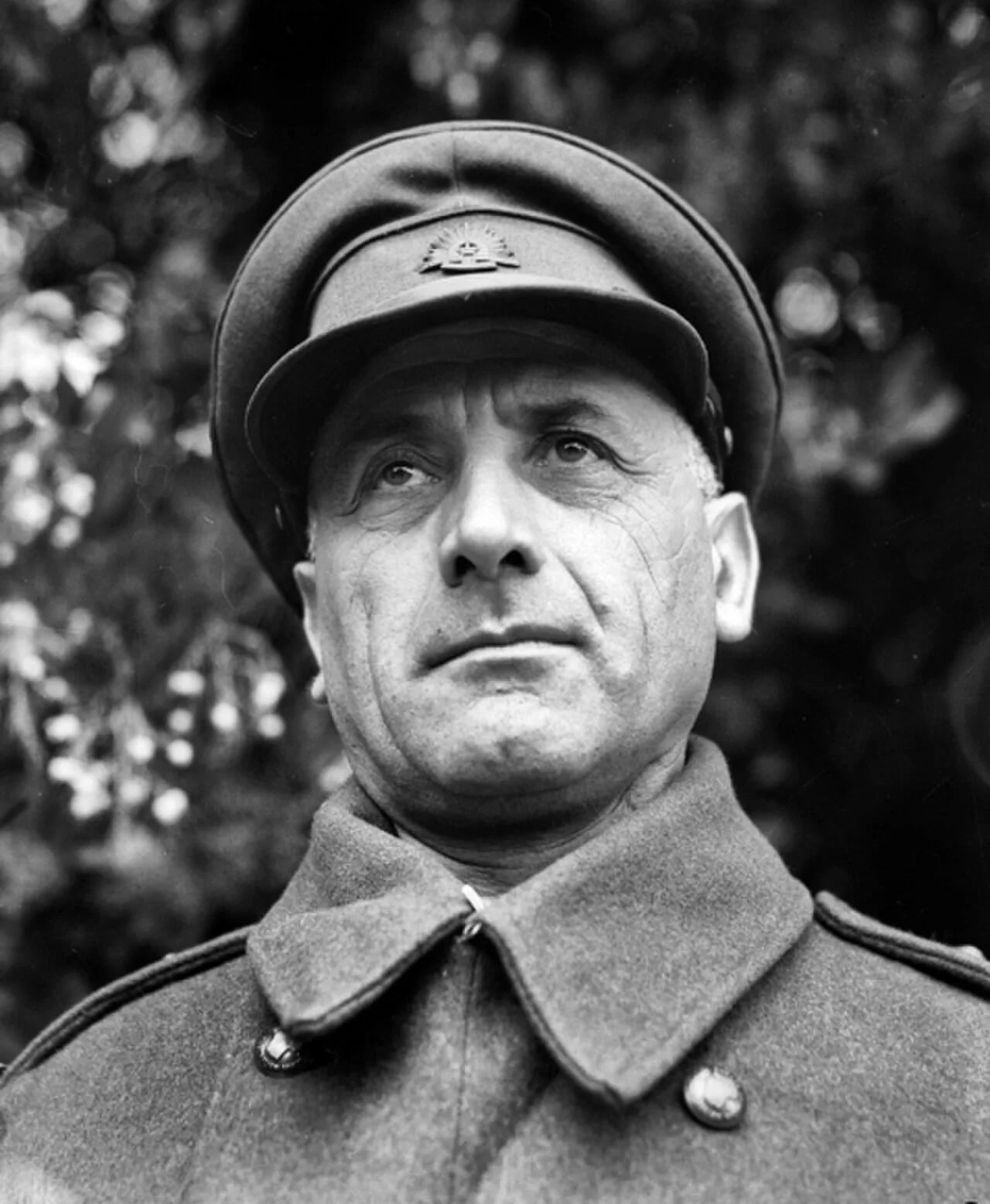 Portrait of Sali Herman (1898–1993) – memorial page