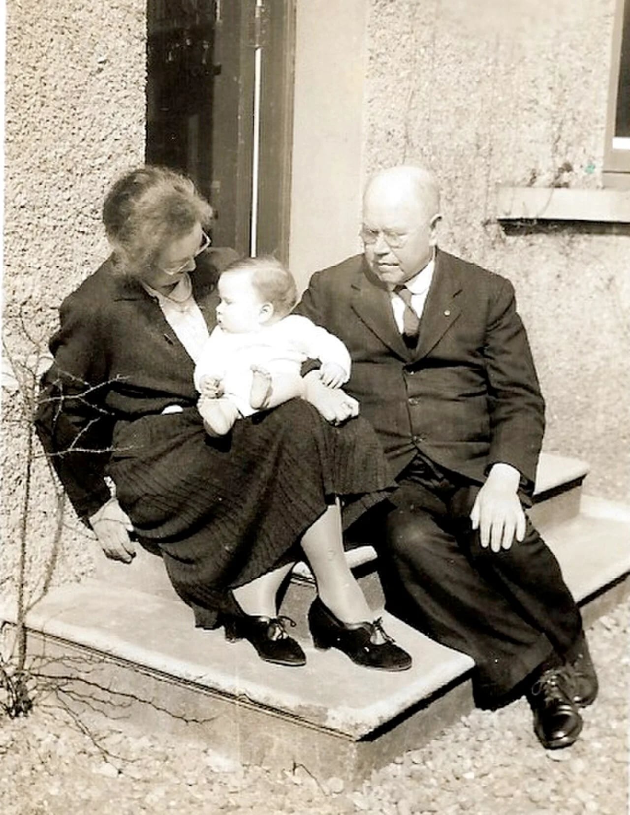 Portrait of Sam Henry (1870–1952) – memorial page