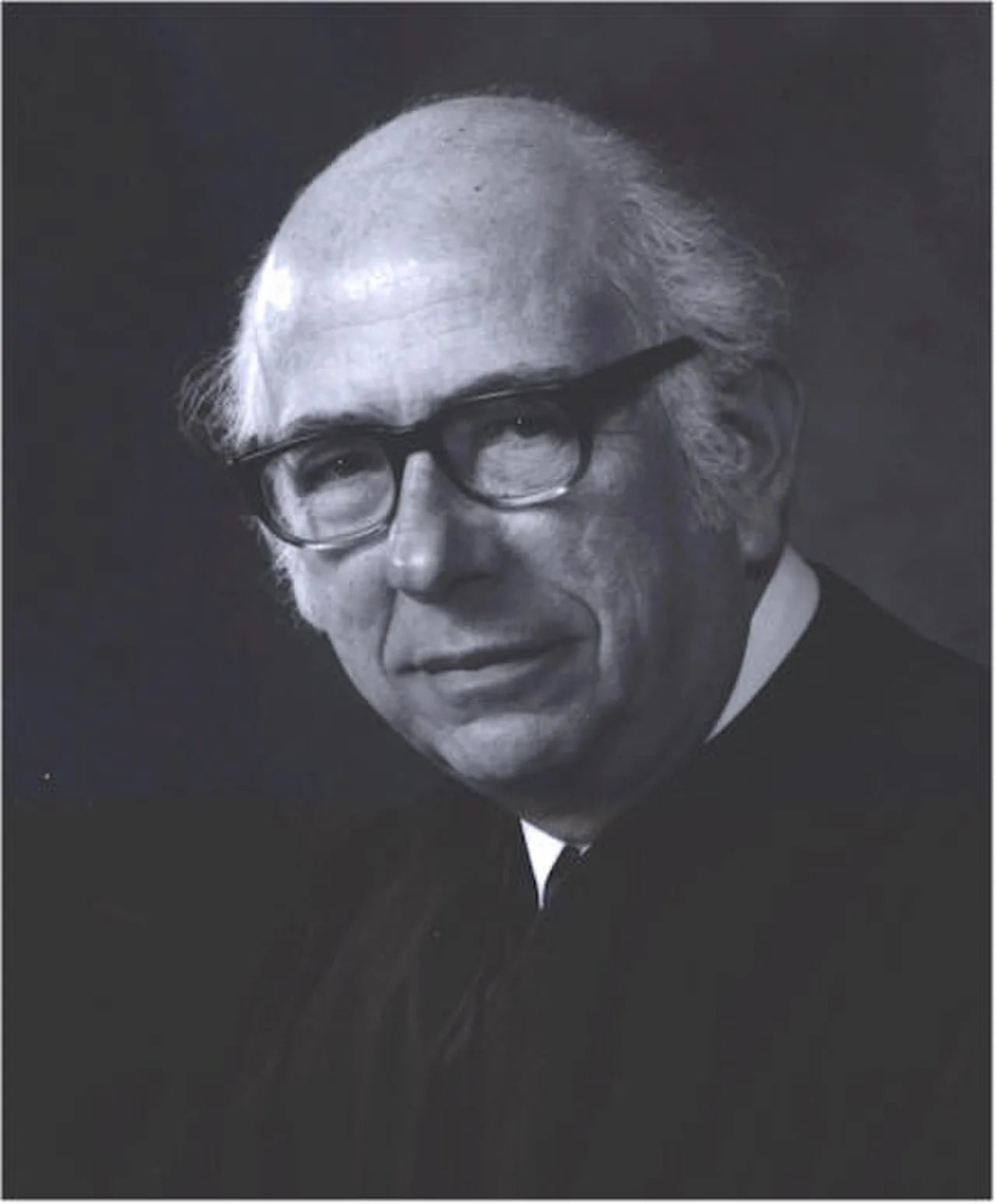 Portrait of Samuel Hugh Dillin (1914–2006) – memorial page
