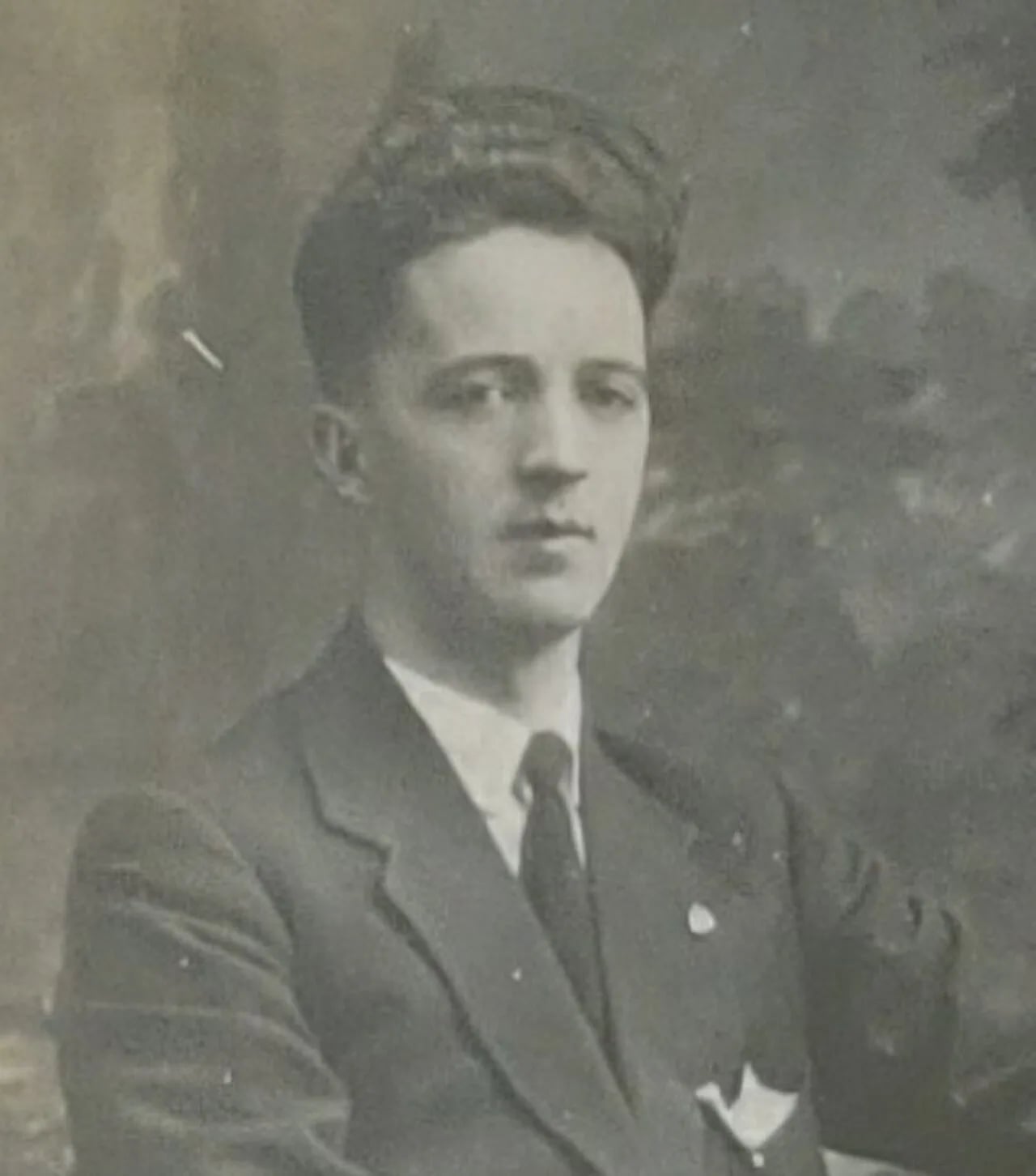 Portrait of Peter William Crowley (1900–1963) – memorial page
