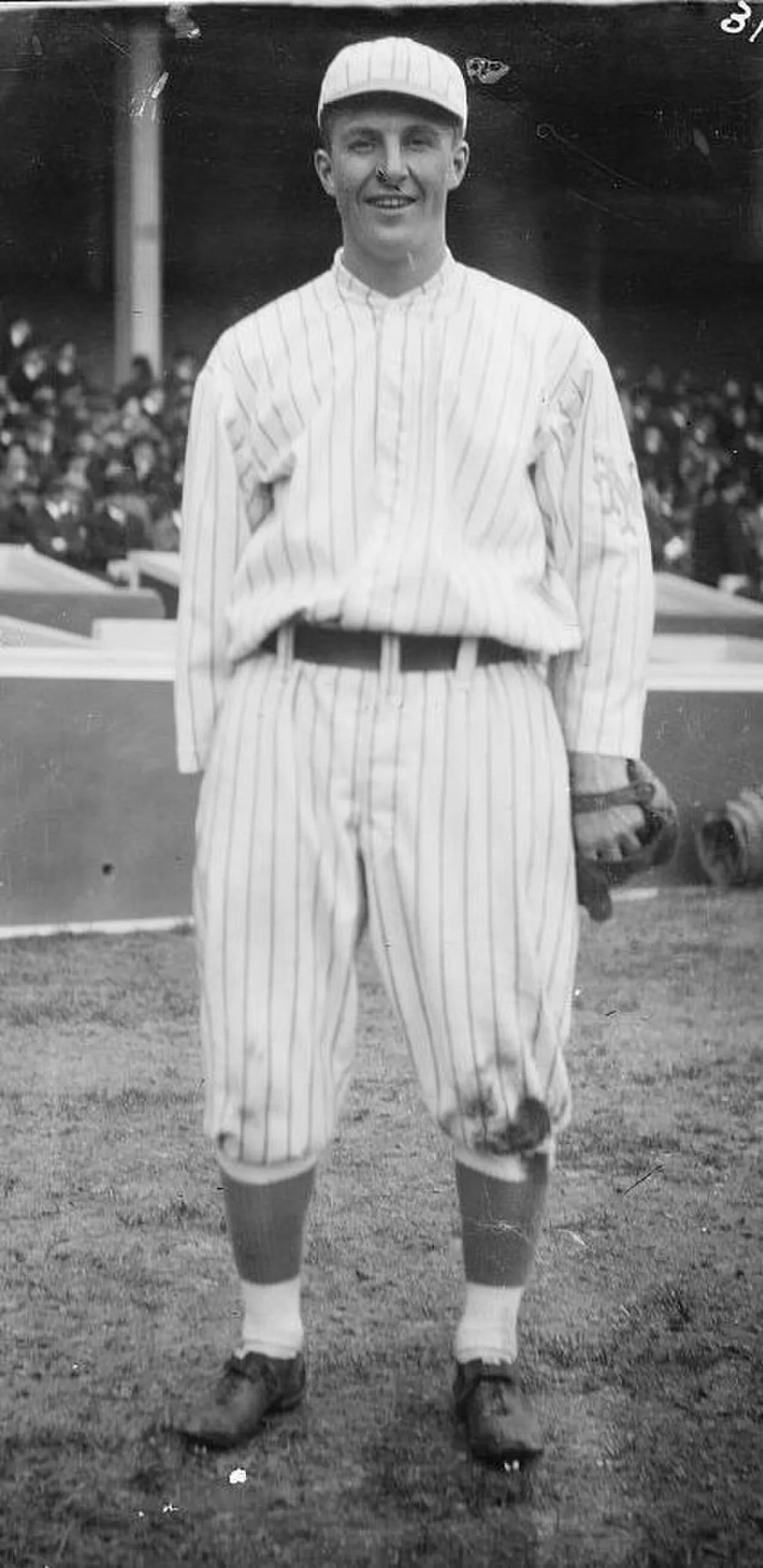 Portrait of Sandy Piez (1899–1930) – memorial page