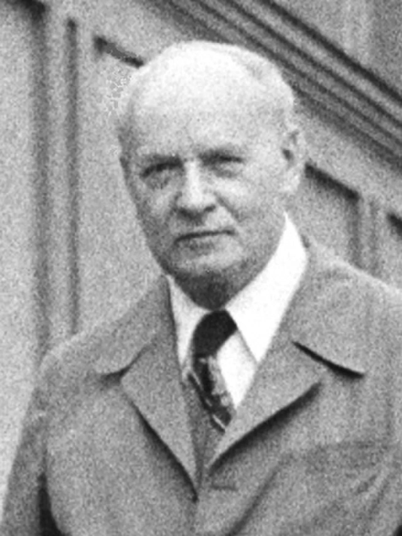 Porträt von Marian Mazur (1909–1983) – Gedenkseite