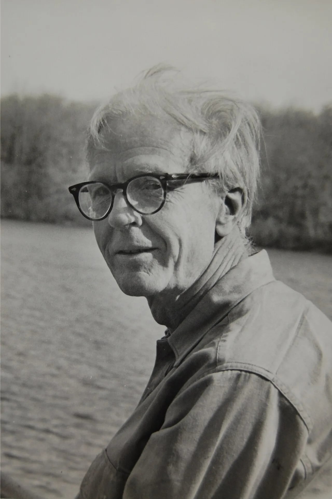 Portrait of Hassler Whitney (1907–1989) – memorial page