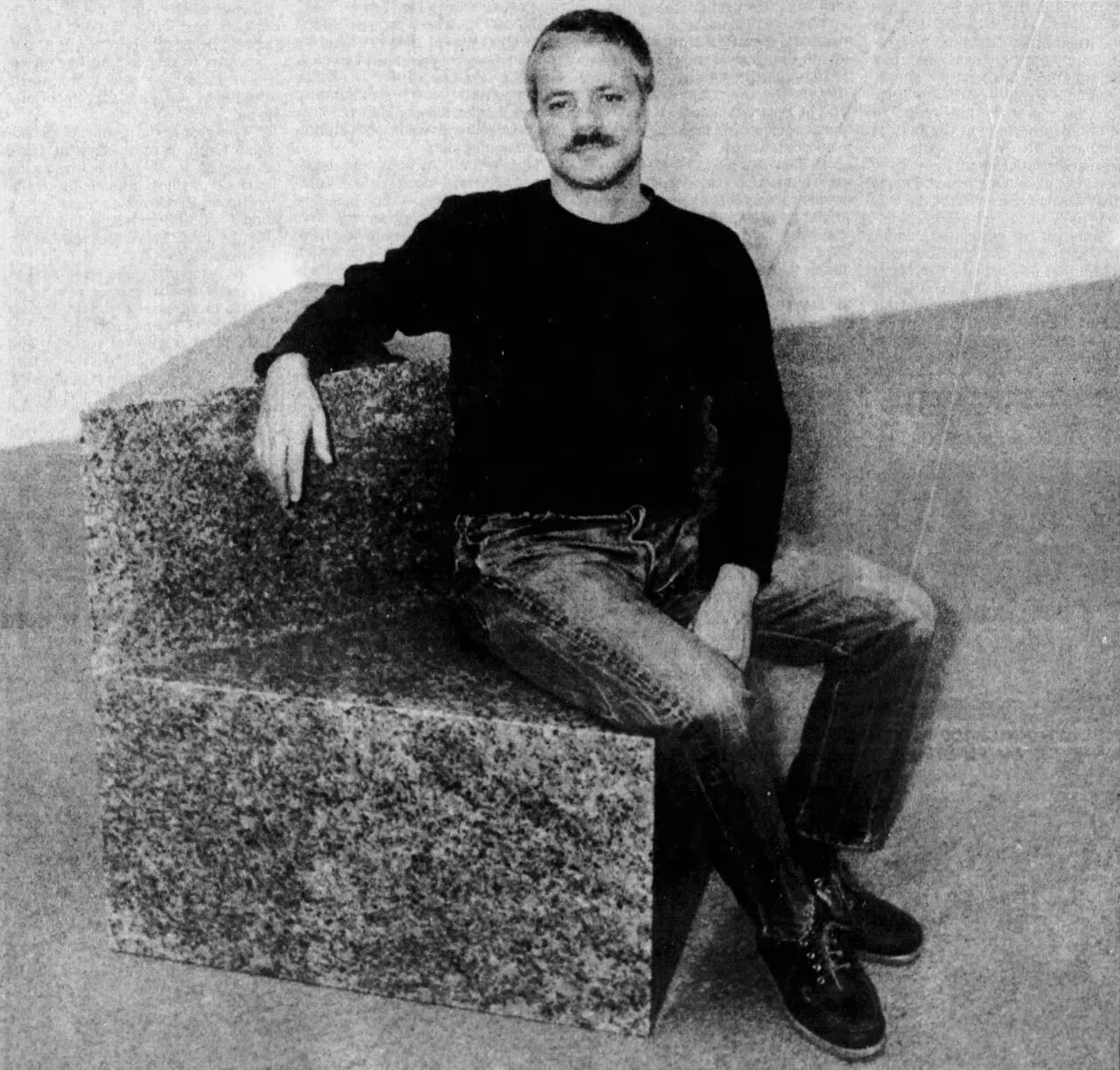 Portrait of Scott Burton (1939–1989) – memorial page
