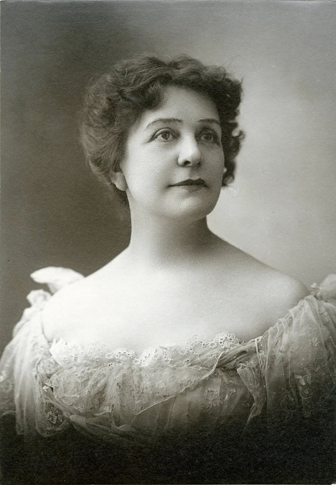 Portrait of Ada Levick (1852–1908) – memorial page