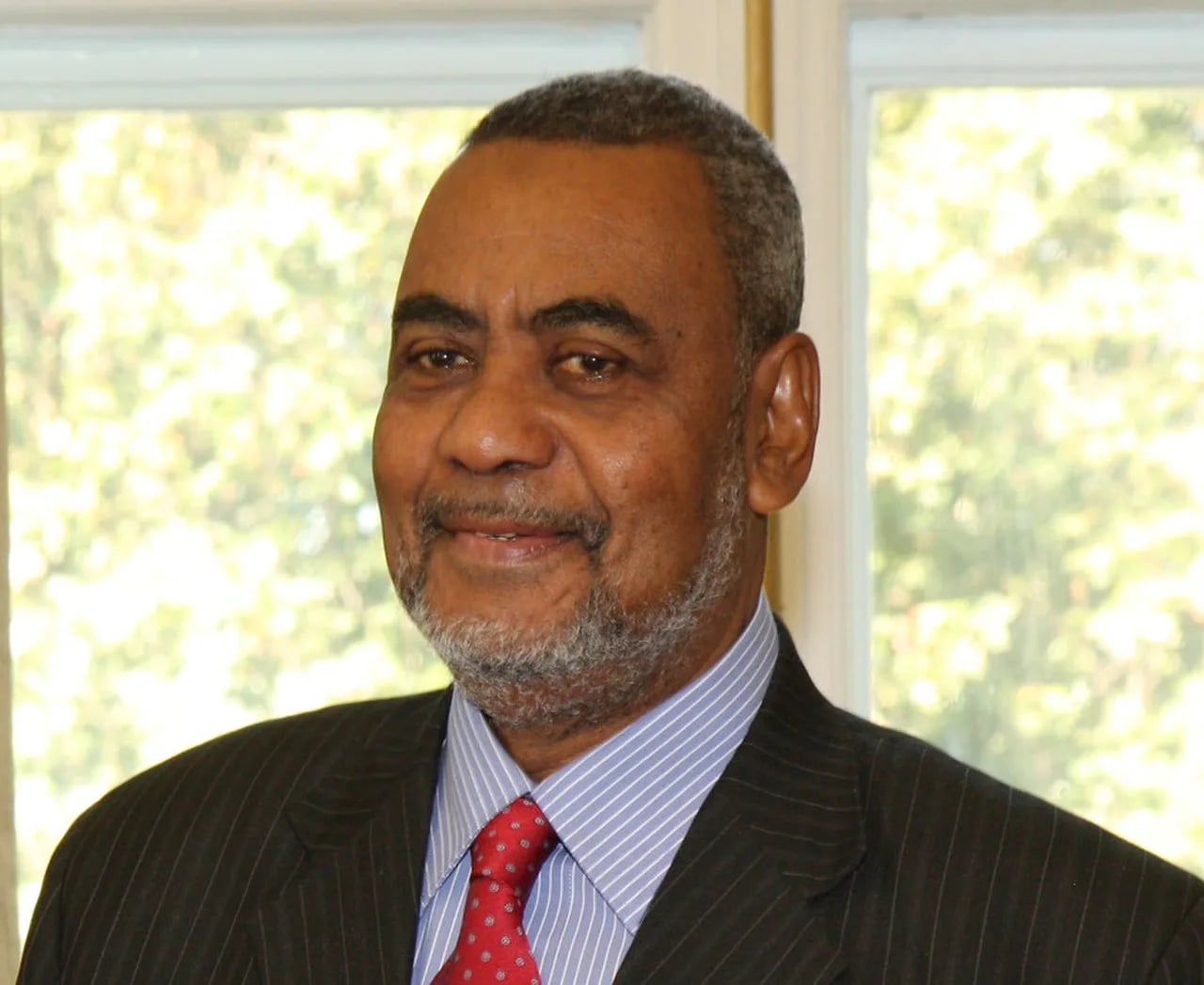 Porträt von Seif Sharif Hamad (1943–2021) – Gedenkseite