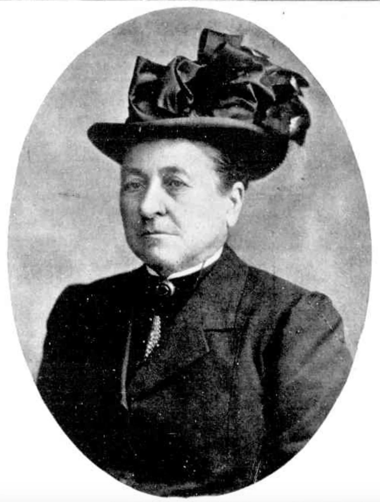 Portrait of Selina Murray McDonald Sutherland (1839–1909) – memorial page