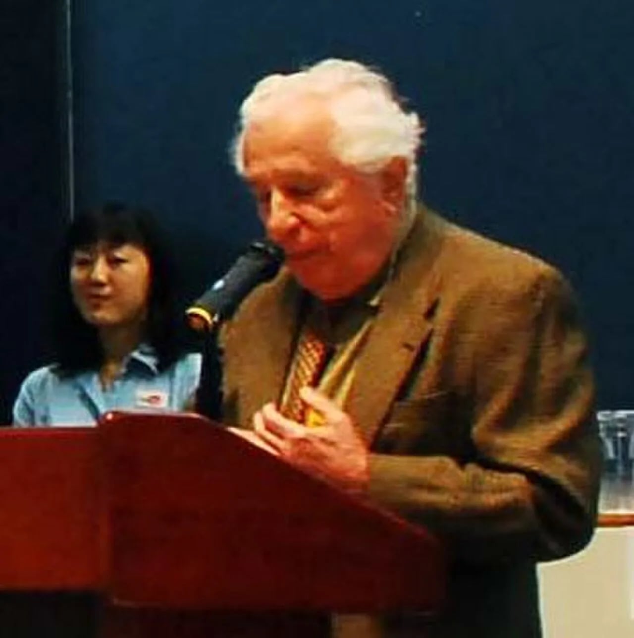 Porträt von Seymour Topping (1921–2020) – Gedenkseite