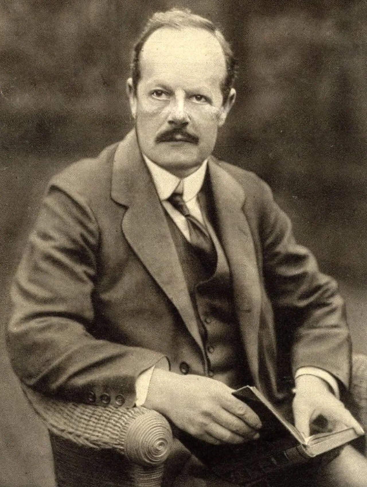 Portrait of Paul Eltzbacher (1868–1928) – memorial page