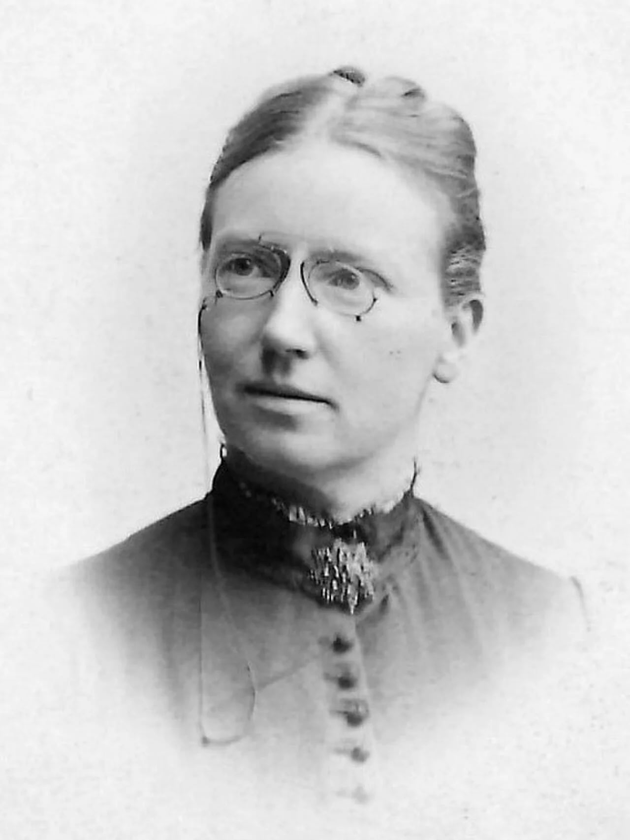 Portrait of Louise Hammarström (1849–1917) – memorial page