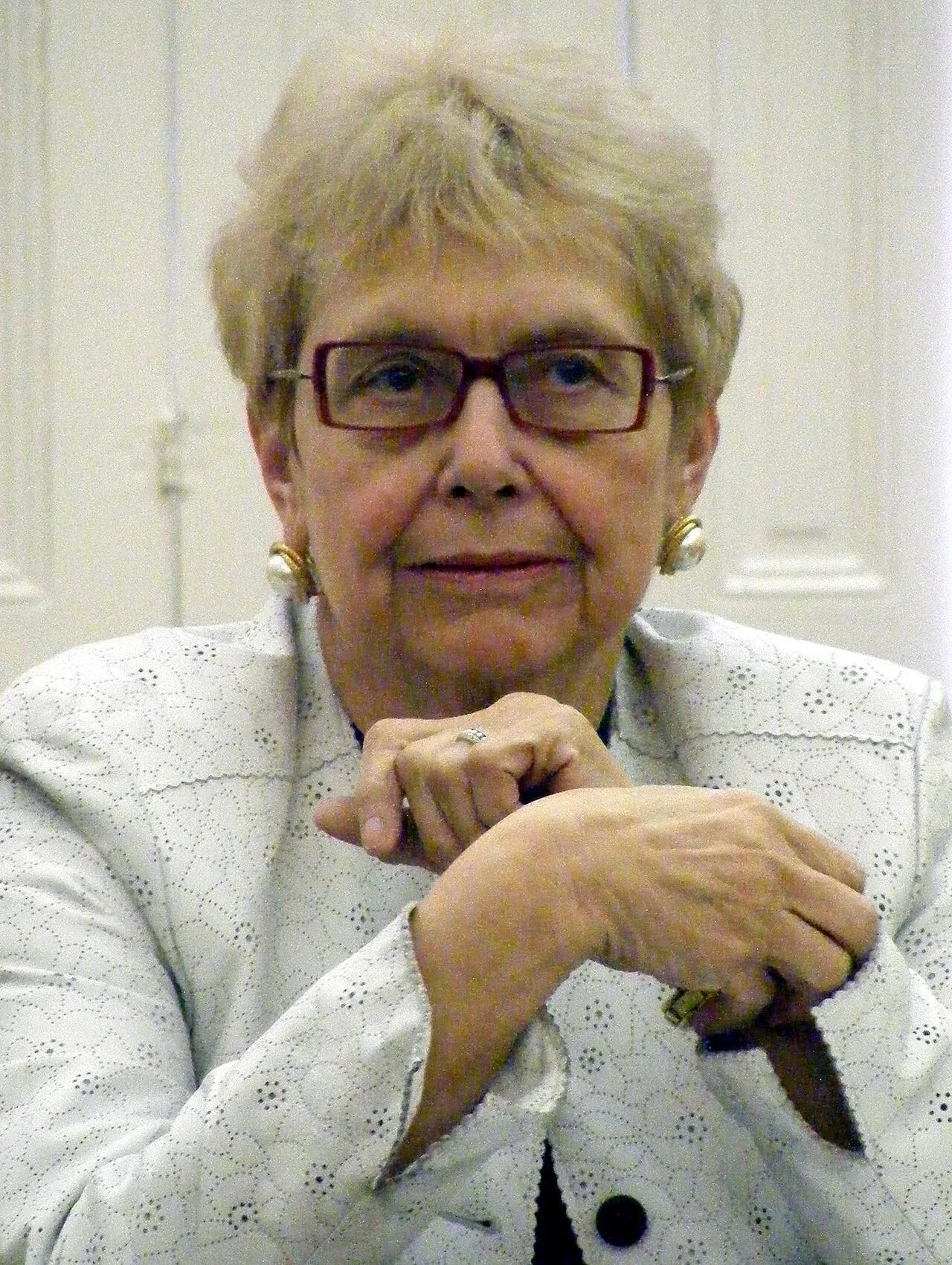Porträt von Sheila E. Hixson (1933–2022) – Gedenkseite