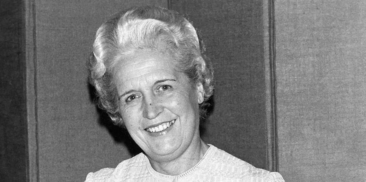 Porträt von Sheila Quinn (1920–2016) – Gedenkseite