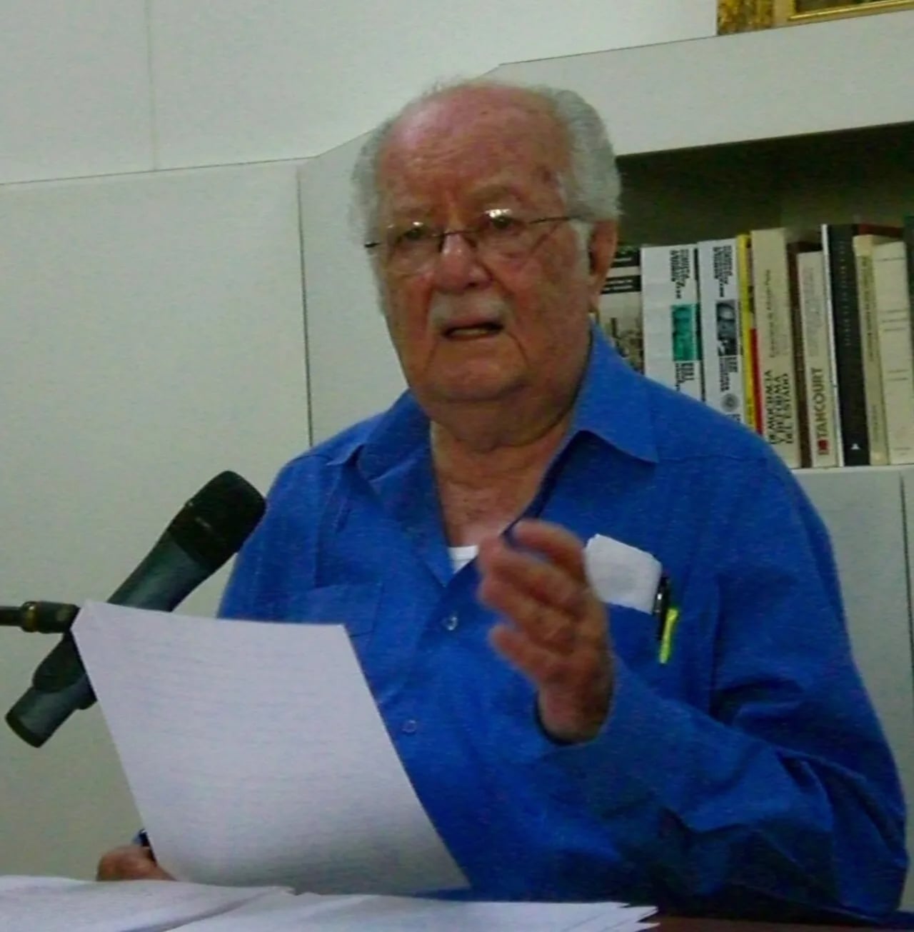 Porträt von Simón Alberto Consalvi (1927–2013) – Gedenkseite