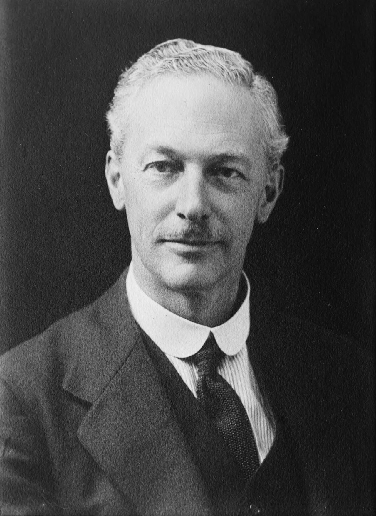 Portrait of Sir Eustace Tennyson d'Eyncourt, 1st Baronet (1868–1951) – memorial page