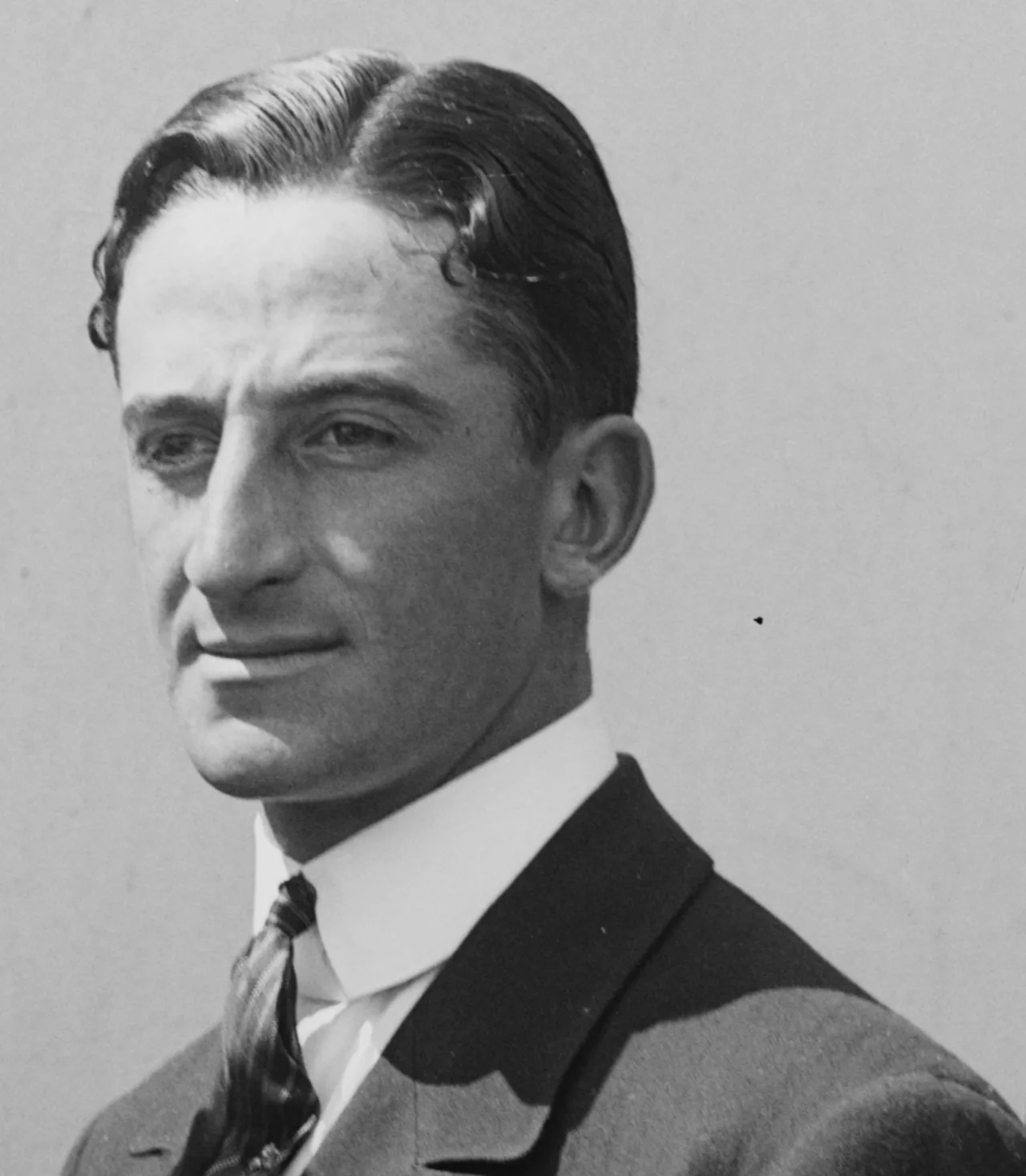 Portrait of George Francis Valentine Scott Douglas (1898–1930) – memorial page
