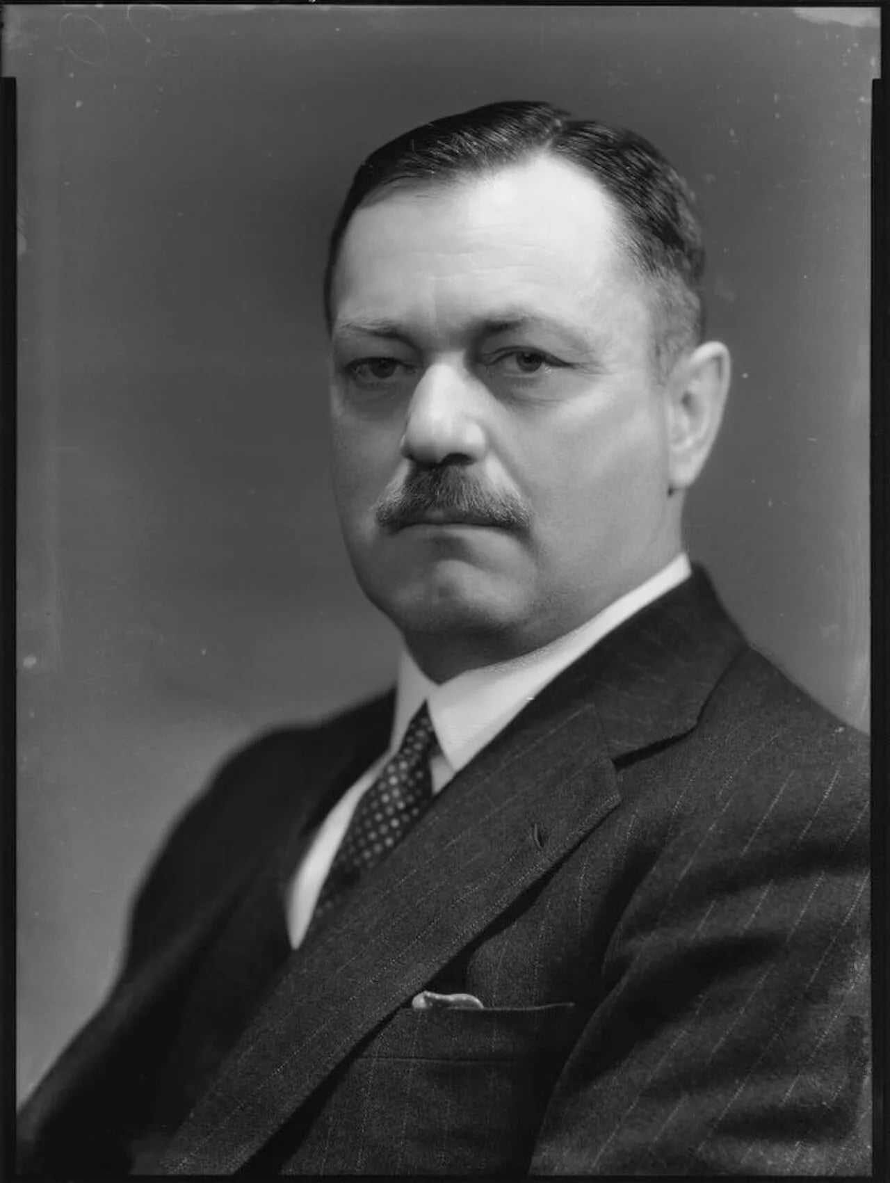 Portrait of Sir Philip Colfox, 1st Baronet (1888–1966) – memorial page