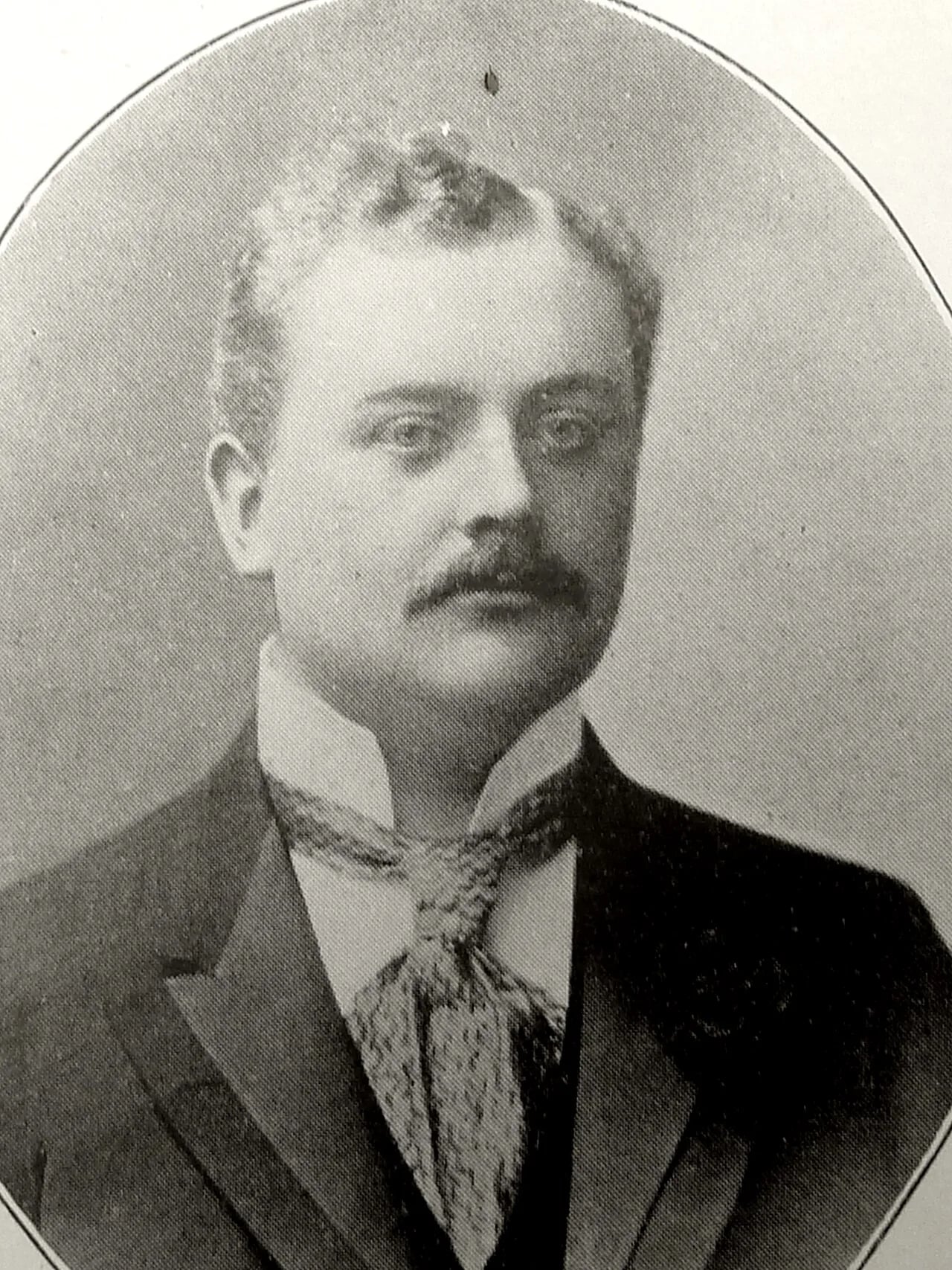 Portrait of Sir Stephen Furness, 1st Baronet (1872–1914) – memorial page